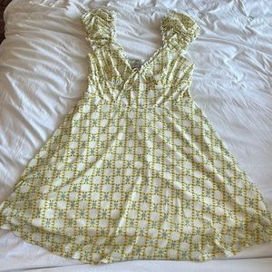 Barely Worn UO Flowered Dress!